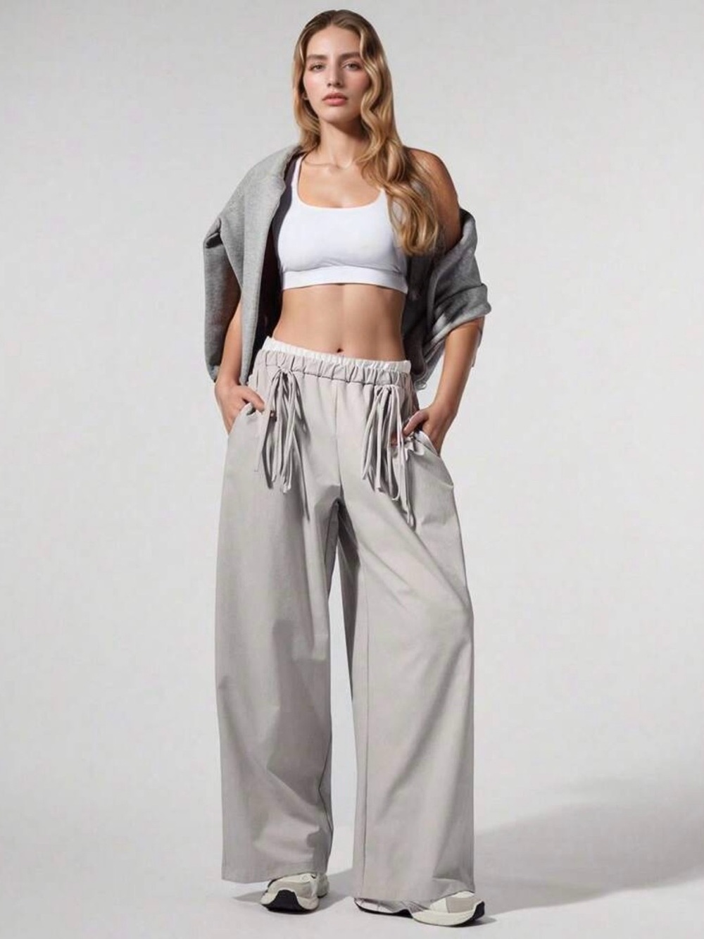 Relaxed Wide Leg Drawstring Pants in Light Gray